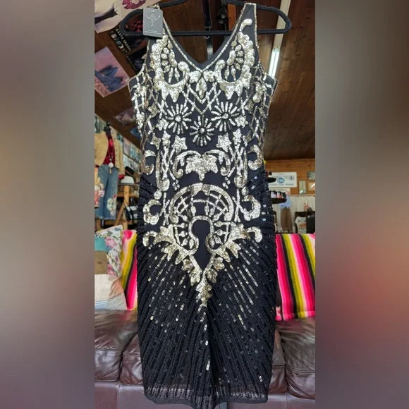 Elegant Black and Gold Embellished Dress - Picture 1 of 13